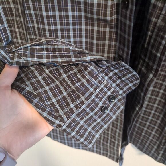 Gold Label Roundtree & Yorke Men's LT Blue Plaid Non-Iron Button-Down Shirt - Picture 5 of 6